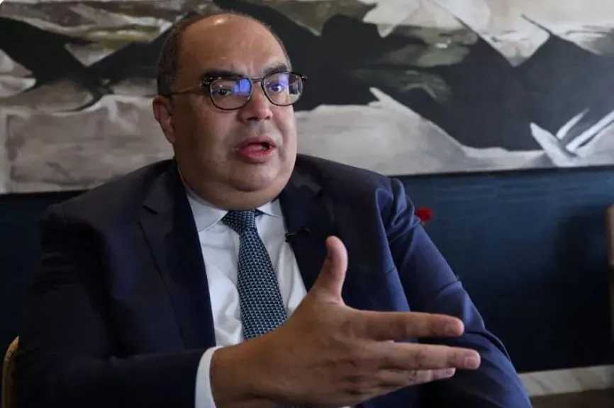 د. محمود محيي الدين ل العربية بيزنس: انخفاض الفائدة فرصة للبلدان النامية لتنظيم وإدارة مديونيتها الخارجية ولكن عليها الحذر من الأموال الساخنة والتوسع في الاستدانة