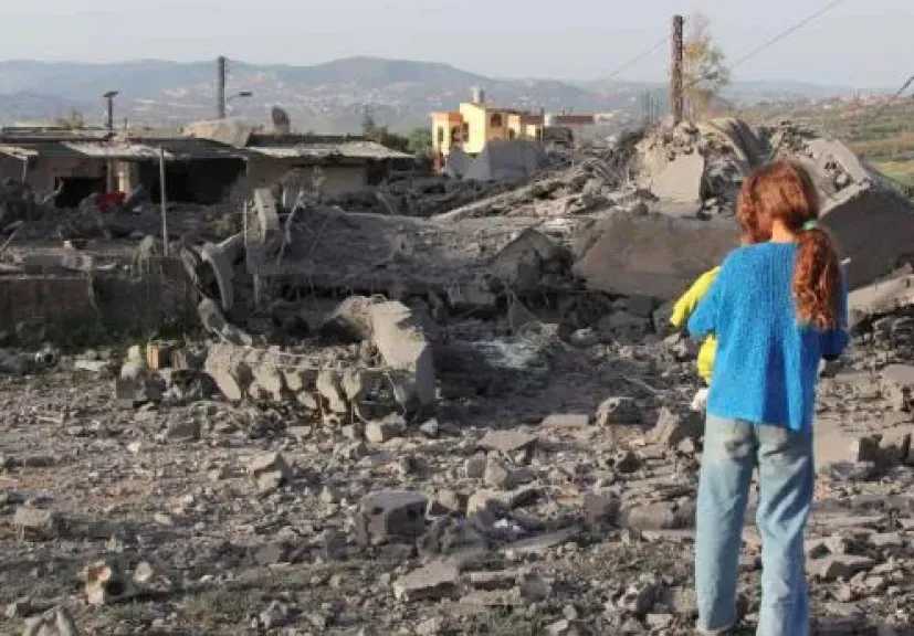 بعد الحرب: مواطنو جنوب لبنان بين الدمار والتمويل المجمّد